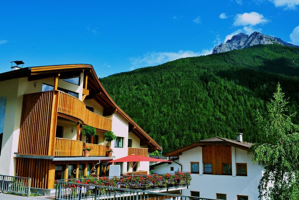 Adler Hotel-Pension Fulpmes Dış mekan fotoğraf